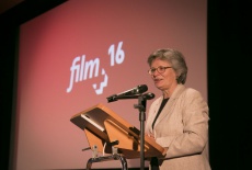 10. Ursula Hoef waehrend ihrer Ansprache zur Eroeffnung von Filmplus 